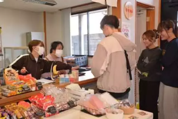 美作大学に新たな売店　地元のB型事業所が運営　岡山