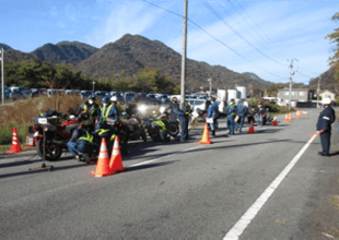 爆音等の不正改造車　5台に整備命令書交付　中国運輸局岡山運輸支局