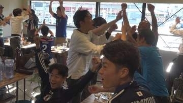 サッカーＷ杯初戦の日本代表にエール！岡山のカフェからも熱い声援