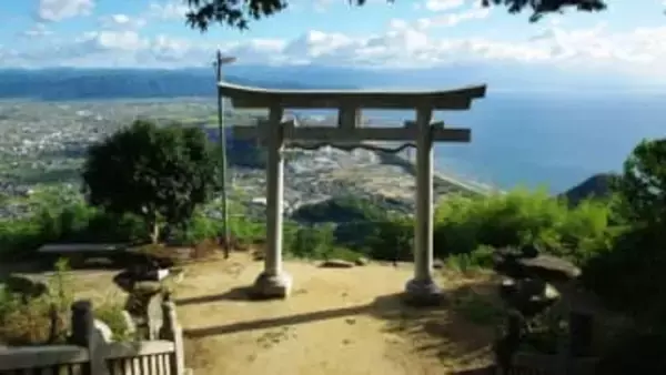 天空の鳥居（高屋神社）への林道　2月9日～3月6日　伐採工事で通行止め　香川・観音寺市