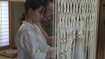 小豆島でお盆の伝統「負い縄そうめん」作り　先祖を思い3mの生のそうめんを編む　香川