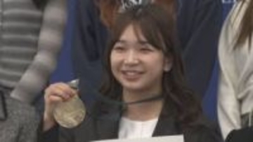 デフリンピック・バド団体で金　片山結愛選手（香川・綾川町出身）を開学以来初「模範学生」として表彰　ノートルダム清心女子大学