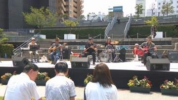 岡山市中心部でグルメや音楽を楽しむイベント　「粉もん祭り」でにぎわう
