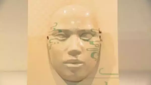 漆で麻布を貼り重ねる技法「乾漆」の作品展　漆芸研究所の研究生の修了作品16点　高松市