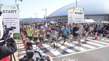 かがわマラソンが初めて開かれ、約1万人のランナーが参加  香川県
