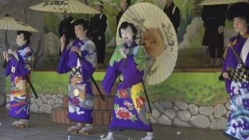 小豆島で中山農村歌舞伎を奉納　人形を使うデコ芝居「新口村」を14年ぶりに上演　香川