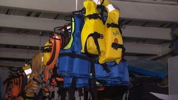 夏シーズンに備え　ライフジャケットを無料レンタル　香川県教委