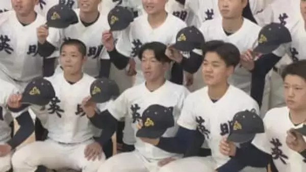 3年ぶり4回目　センバツ出場の英明を祝う懸垂幕が高松市役所に　開幕は3月19日