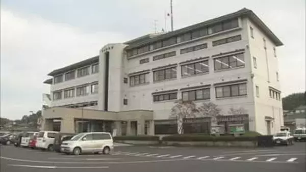 津山市で2階建て住宅2棟が全焼　けが人なし　岡山