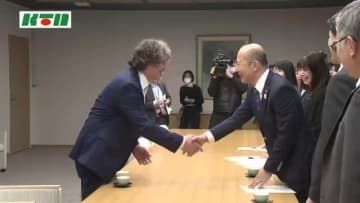 「終末時計の針を戻すことは可能」ダニエル・ホルツ委員長が被爆地へ　国際社会に警鐘鳴らすため被爆地の発信に期待