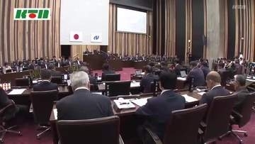 県議会6月定例会の最終日　馬場副知事が退任あいさつ　非核三原則の堅持を求める意見書も可決