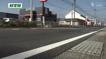 「何かに乗り上げ確認したら人が倒れていた」軽バンにはねられ30代男性が死亡…道路に横たわっていたか