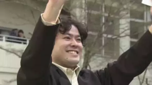 俳優・前原瑞樹さんが母校にサプライズ登場！大学入試前の3年生に熱いエール「自信を持って頑張って」