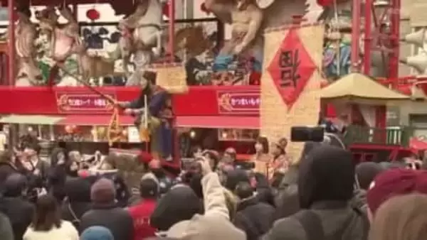 航海安全の女神 媽祖様を唐寺に安置「媽祖行列」粉雪舞う中130人練り歩く 長崎ランタンフェスティバル