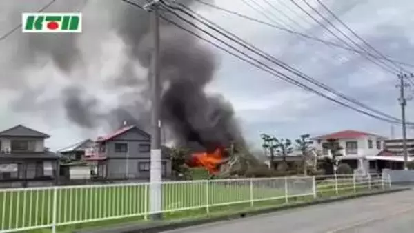 男性の一人暮らし　外出していて無事　長崎市大村市で住宅1棟全焼