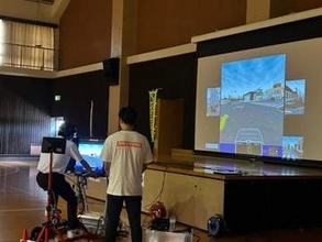 管内の人身事故“約4割”が「自転車の絡む事故」　大阪府鶴見警察署が「自転車シミュレーター」を使って高校生に交通安全教室を開催　外出機会が増える夏休みを前に