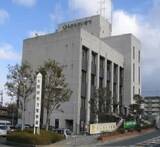 「ミニバイク同士が交差点で衝突　70歳男性が死亡　一時停止義務のある側から進入か　帰宅途中の58歳女性公務員と接触　大阪・枚方市」の画像1