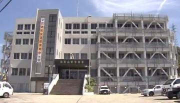 「車と歩行者の事故です」と110番通報　未明の道路で軽貨物自動車と高齢男性が衝突　男性はその後病院で死亡　和歌山市