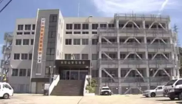 「車と歩行者の事故です」と110番通報　未明の道路で軽貨物自動車と高齢男性が衝突　男性はその後病院で死亡　和歌山市