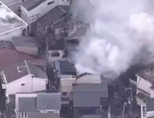 住宅密集地で火事　木造住宅など約302平方メートル焼く　焼け跡から男女2人の遺体　この家に住むきょうだいと連絡取れず　大阪・守口市