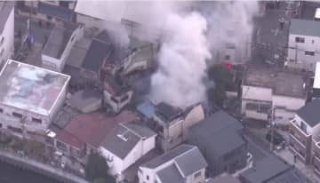 【速報】長屋住宅で火事　隣接する住宅にも延焼か　大阪・守口市