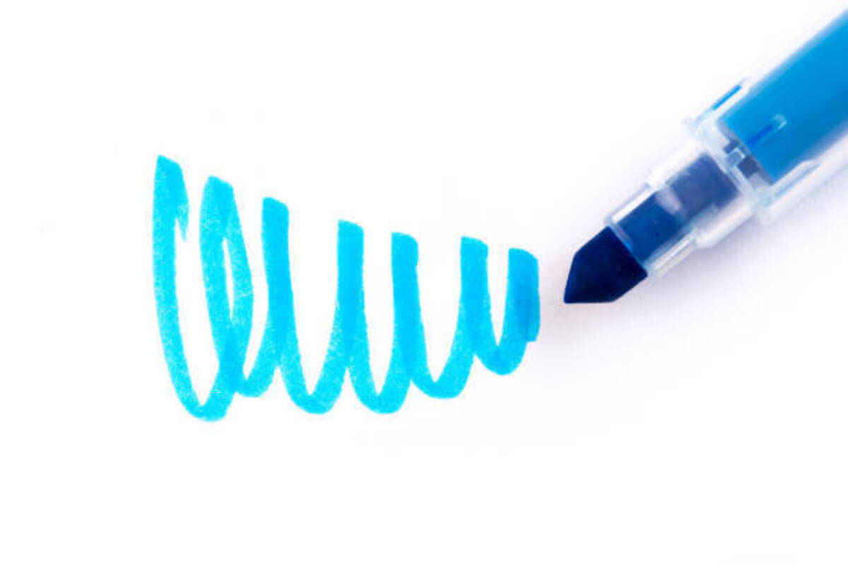 壁紙の落書き 油性ペン 水性ペン クレヨン を落とす裏技 2019年2