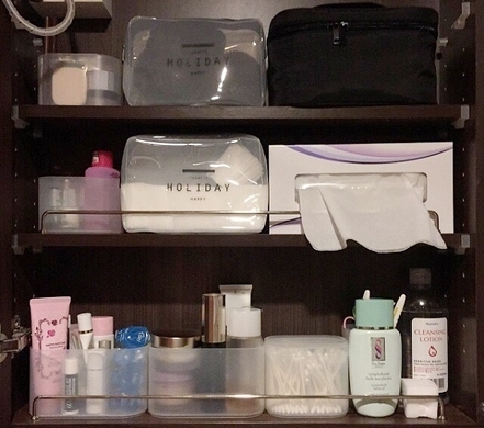 タオル収納は ダイソーのフラップ式ボックス が正解 狭い洗面所も清潔 極楽のコツ 19年3月11日 エキサイトニュース