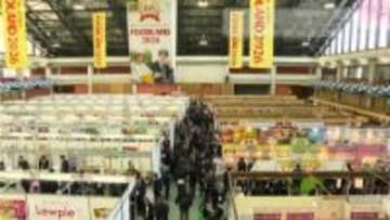「一緒になって『食』を盛り上げていきたい」400以上のメーカーが参加　旭食品主催の大規模商談会が高知市で開かれる
