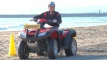 Honda開発の「ビーチクリーナー」で砂浜を清掃　「全地形走行車」で独自システム採用、美しい砂浜を次世代へ【高知・黒潮町】