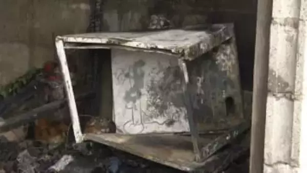 火事相次ぐ、無人・火の気ない直線距離1kmの2か所で⋯不審火も視野に捜査　寮の自転車置き場、コンクリート製の車庫【高知・須崎】