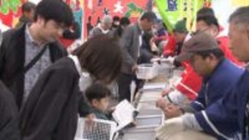 「まさに神対応」物価高でも“値段据え置き”で大トロ放出！ 高知の「年末マグロ直販」に長蛇の列