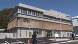 「「白い煙が出ています」と通報　高知県宿毛市新港の木材置き場から出火　木材約350本等焼き約6時間半後に鎮火けが人なし【高知】」の画像1