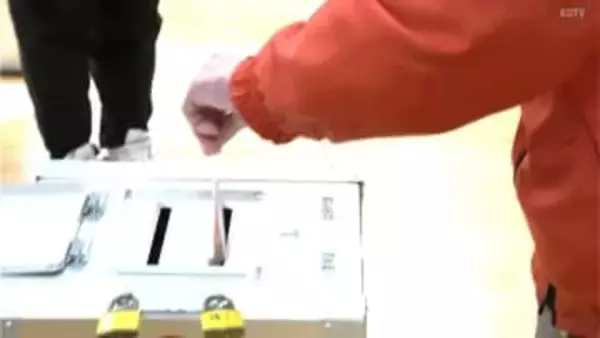 【衆議院選挙】商業施設の期日前投票所で投票人に別の選挙区の識別札渡すミス…高知2区に投票するはずが高知1区の投票箱に　小選挙区の投票が無効になる可能性（高知市）