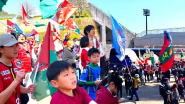 “Jなし県”に誕生のJクラブ・高知Uが残した「18位の価値」　厳しい成績も根付いた“サッカー文化”、追い風に来季の巻き返しへ【J3高知ユナイテッドSC】