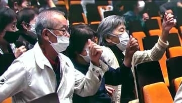 「何でも自分でやれるように」高知県内外から400人以上参加　“いきいき百歳体操”で大交流