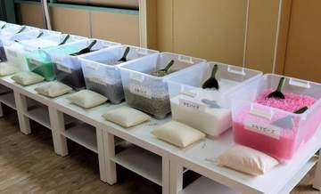 工場で自分好みの「マイ枕」作れます　元芸人社長が仕掛ける新事業