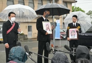 「本当なら小学校で勉強していたのに」　京都・亀岡の登校中の事故12年、遺族ら現場法要