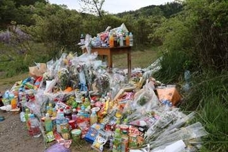 【速報】京都・南丹男児遺棄　献花台を撤去　多くの花や菓子、付近でクマ目撃情報