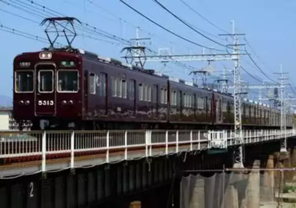 【速報】阪急京都線の踏切、遮断棒が上がったまま回送電車が通過　通行人通報で発覚、阪急「深くお詫び」