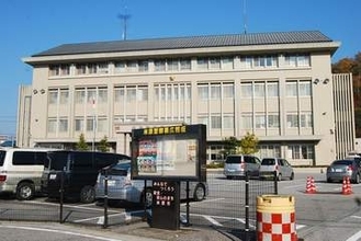 「女の人を妊娠させた」　74歳女性、570万円だまし取られる