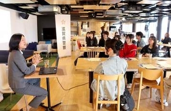 滋賀県警が「カフェ」で就職説明会　続く定員割れ、全国ワースト2位の負担軽減へPRポイントは