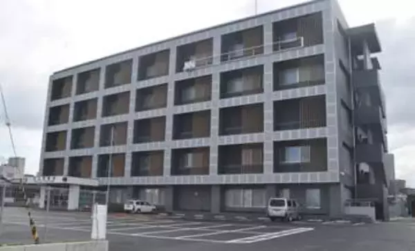 無免許運転でトラックと衝突、軽傷負わせ逃げた疑い　22歳建設業の男を再逮捕　滋賀