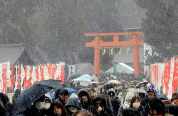 近畿地方、3日にかけ警報級大雪恐れ　兵庫・香美28センチ、京都市も雪が強まり始める