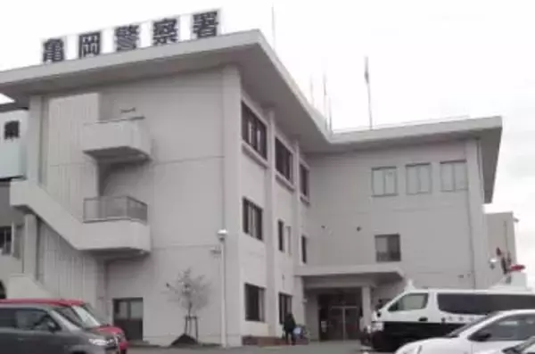 15歳の女性に現金渡し京都のホテルでわいせつ行為疑い　「ZEN大学」教授の男逮捕
