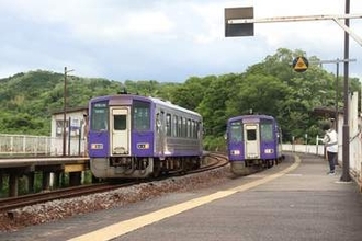 JR関西線が一時運転見合わせ　京都府内の大雨で