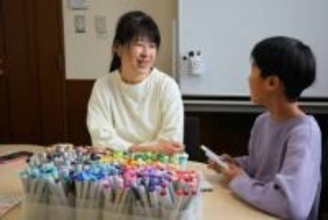 「息が詰まったら立ち寄って」元漫画アシスタントの45歳女性が開く少人数制「ココロ育む塾」