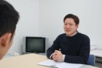 父親から壮絶な虐待受けた過去を持つ男性、非行少年らの支援団体を設立「どんな境遇の子も見捨てない」