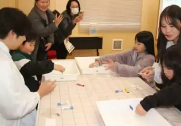 子どもら、ものづくり体験　化学メーカーの教室も「大人になったら、物を作る人になりたい」　滋賀・甲賀