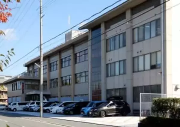 【速報】SNS上の広告を通じ投資グループに加入、63歳男性が現金7900万円被害