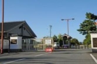 【速報】ダンプ横転、同乗の上司が全治1年のけが　運転訓練中の陸自隊員懲戒処分「前方不注意だった」